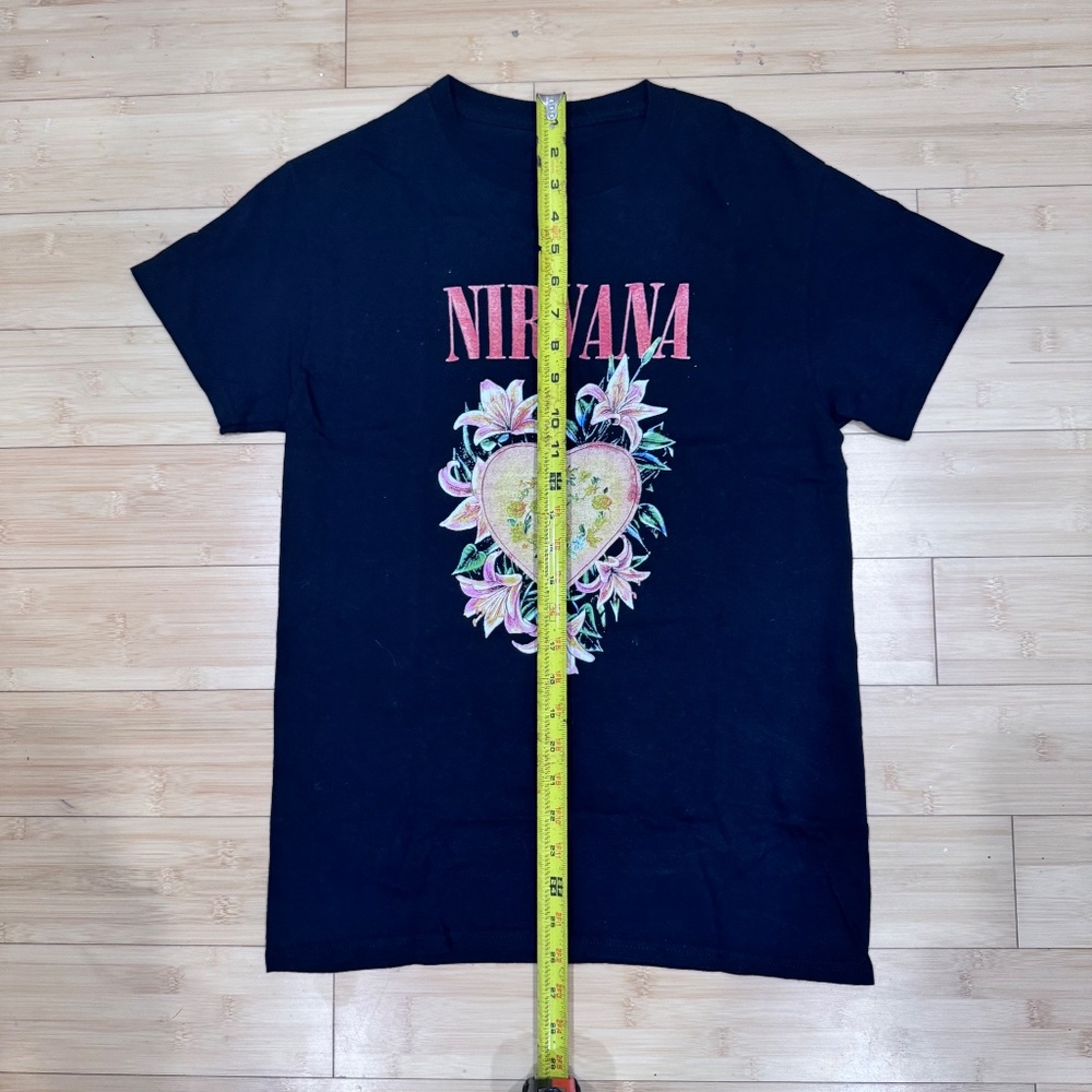 NIRVANA t shirt - Picture 2 of 5